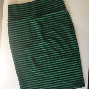 Lularoe Cassie skirt - medium